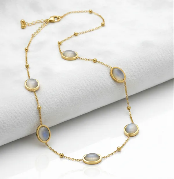 Gold_Cloud_Kissed_Necklace_For_Women